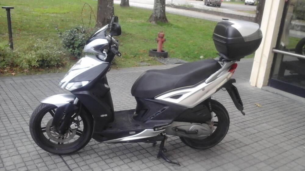 Kymco Agility 125i R16 + (2016 - 17) (2)