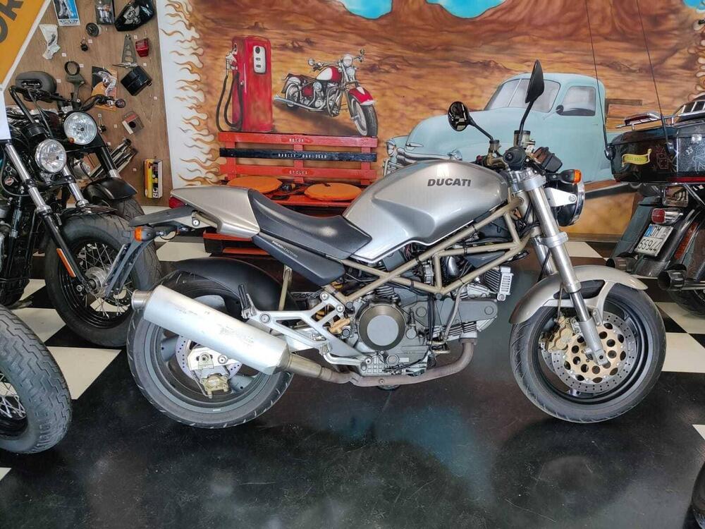 Ducati Monster 900 (1997 - 98)