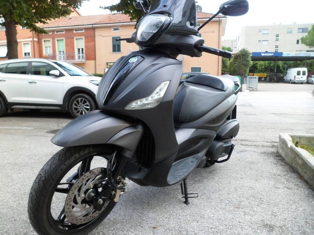 Piaggio Beverly 350 SportTouring ie (2011 - 15) (3)