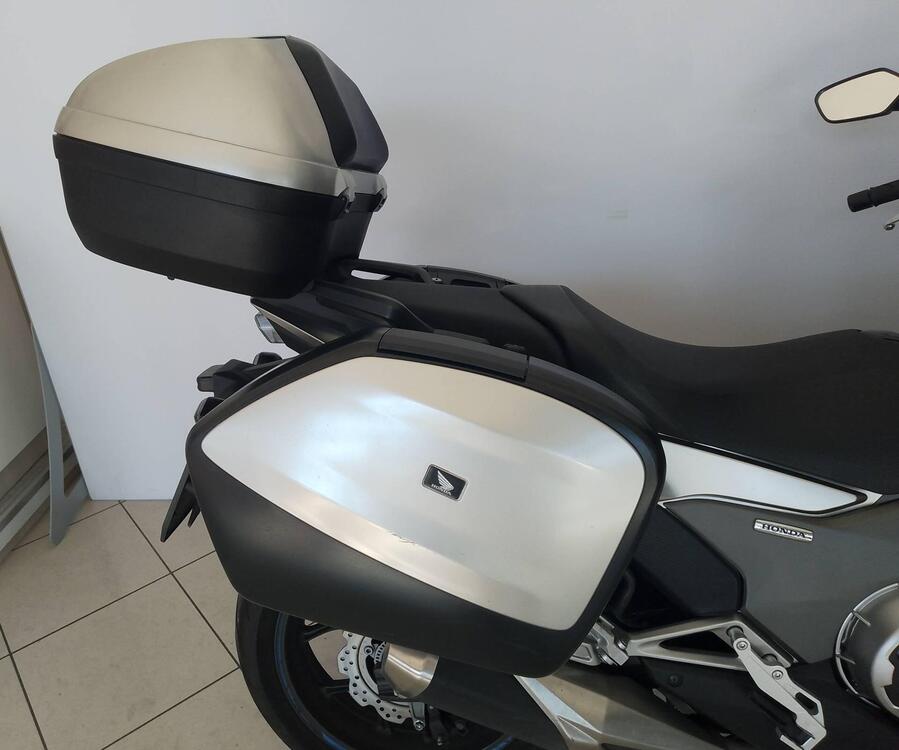 Honda Integra 750 DCT (2016 - 17) (4)