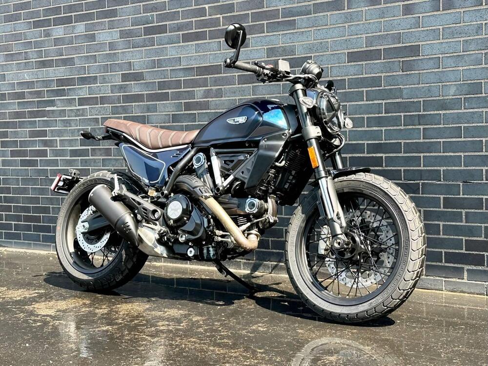 Ducati Scrambler 800 Night Shift (2023 - 24)