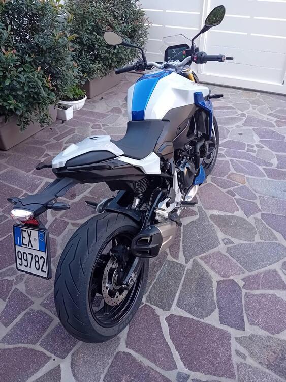 Bmw F 900 R (2021 - 25) (2)