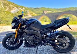 Yamaha FZ8 (2010 - 12) usata