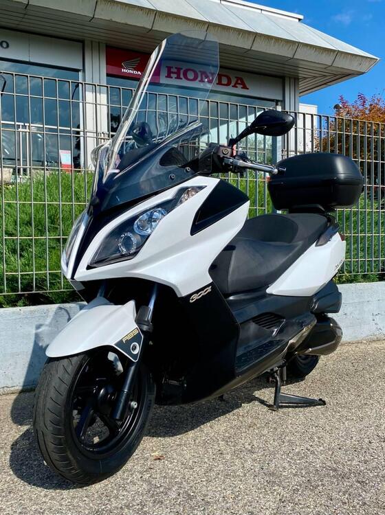 Kymco Downtown 300i ABS (2009 - 17) (2)