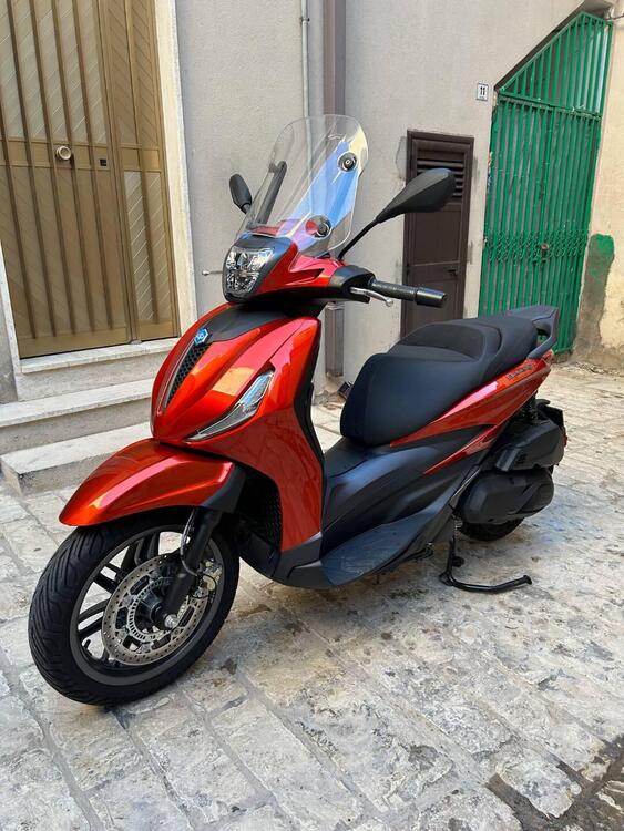 Piaggio Beverly 400 S ABS-ASR (2021 - 24) (2)