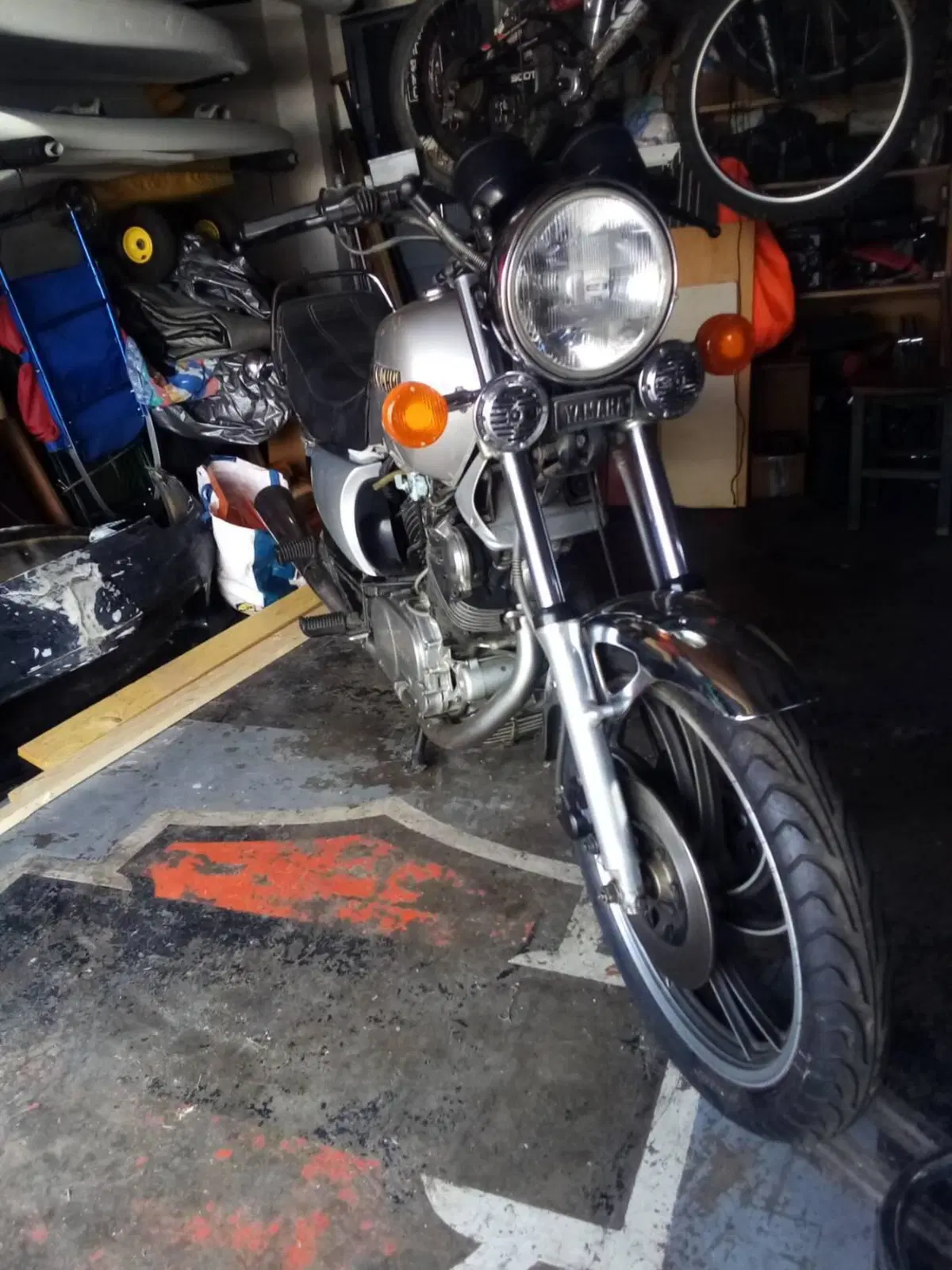 Yamaha XV 1000   TR1 (4)