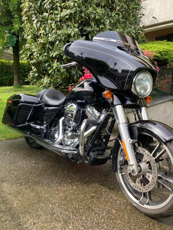 Harley-Davidson 1690 Street Glide Special (2014 - 16) - FLHX (2)