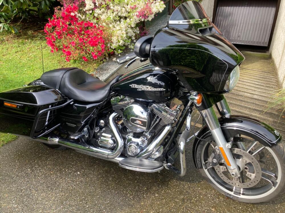 Harley-Davidson 1690 Street Glide Special (2014 - 16) - FLHX (4)