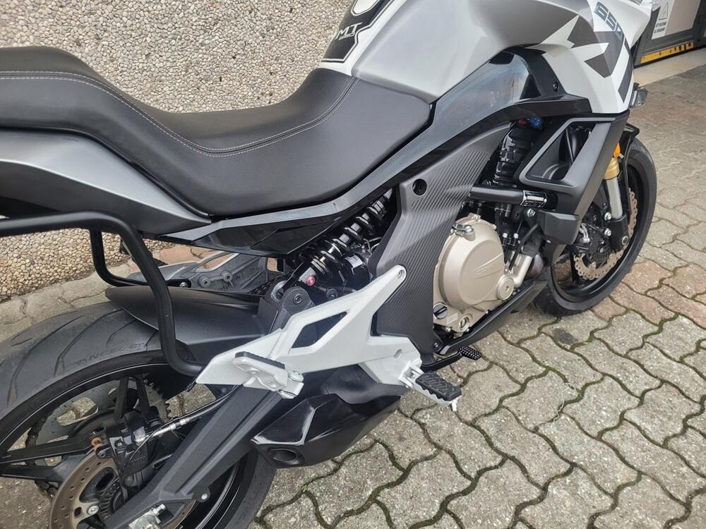 CFMOTO 650MT (2021 - 24) (2)