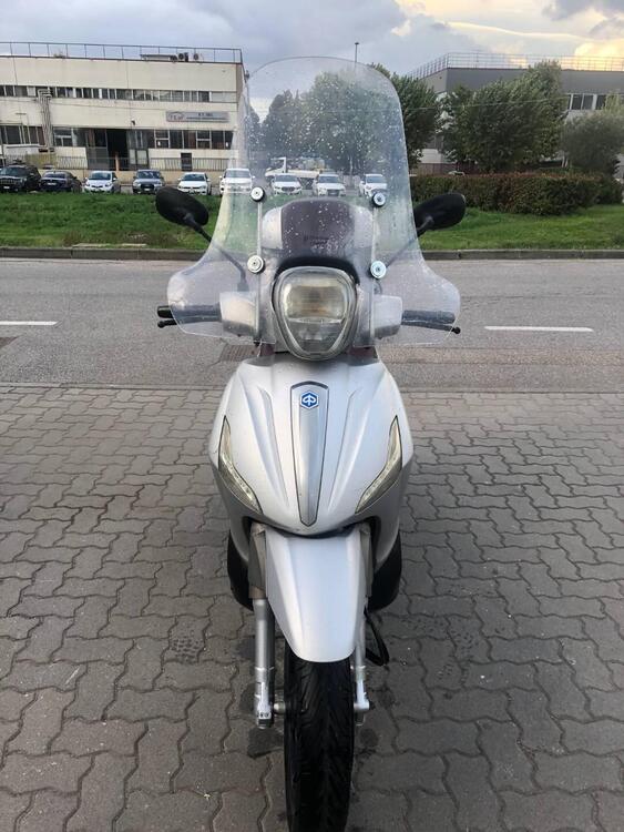 Piaggio Beverly 350 SportTouring ie (2011 - 15) (3)