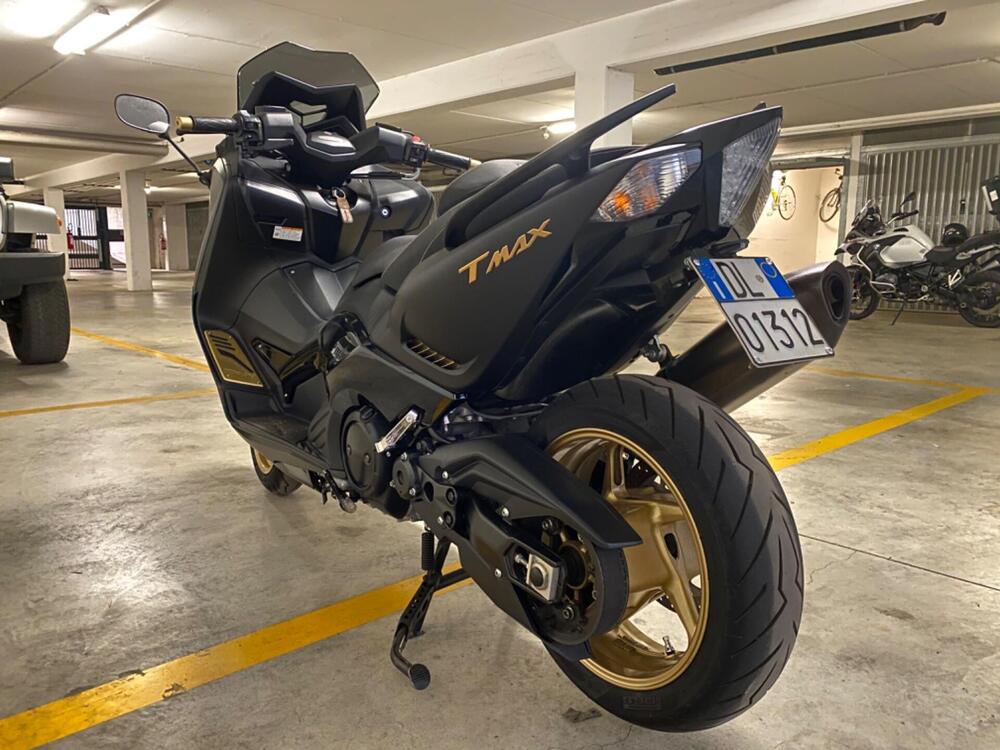 Yamaha T-Max 530 Black Max (2012 - 14) (3)