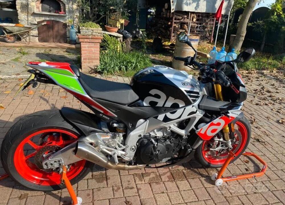 Aprilia Tuono 1100 V4 Factory (2017 - 18)