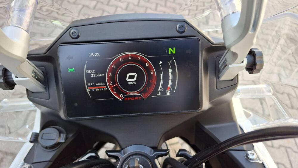 CFMOTO 650MT (2021 - 24) (3)