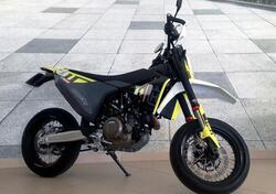 Husqvarna 701 Supermoto (2023 - 24) usata