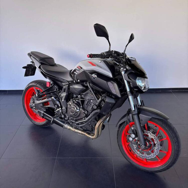 Yamaha MT-07 (2018 - 20) (2)