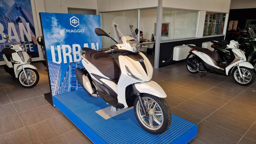 Piaggio Beverly 400 S ABS-ASR (2021 - 24)