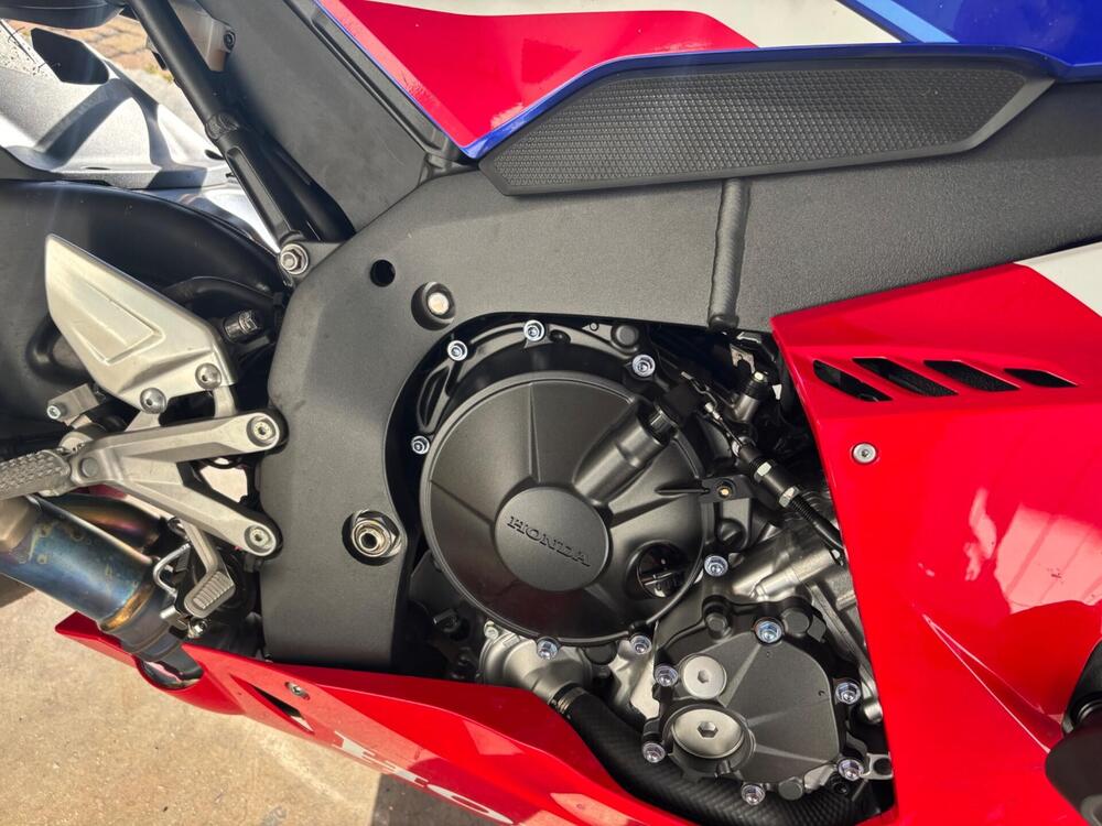 Honda CBR 1000 RR-R Fireblade SP (2020 - 21) (3)