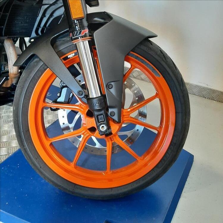 KTM 125 Duke (2021 - 23) (3)