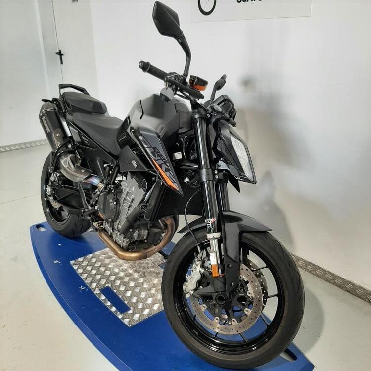 KTM 890 Duke (2021 - 23) (2)