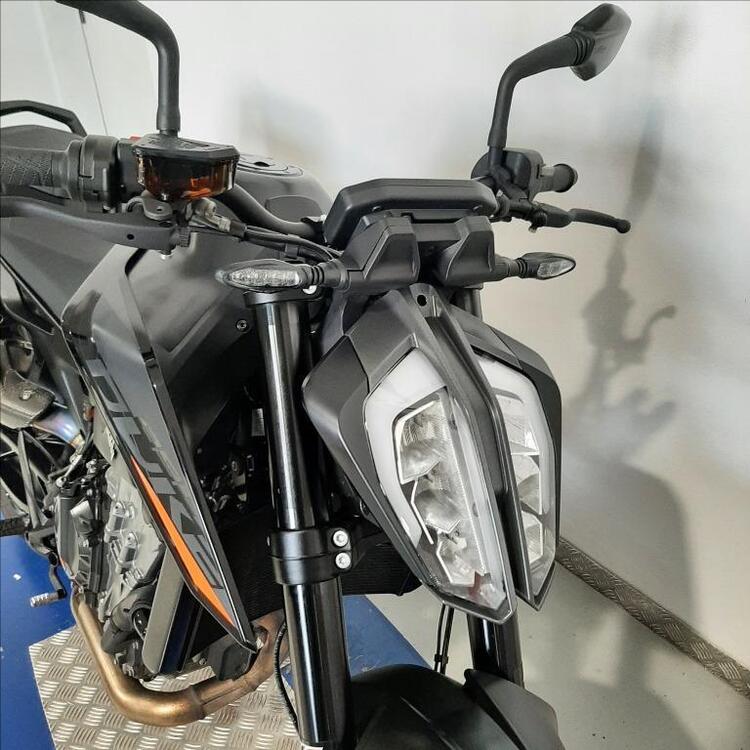 KTM 890 Duke (2021 - 23) (4)