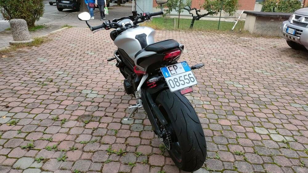 Triumph Street Triple R (2017 - 20) (4)