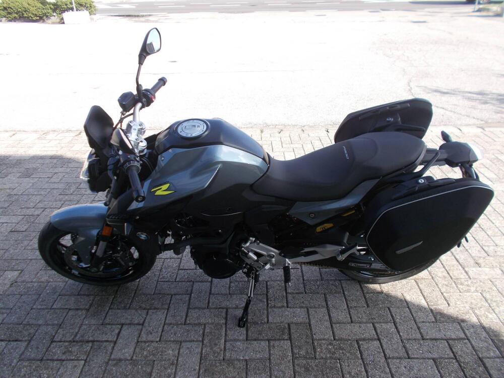 Bmw F 900 R (2021 - 25) (2)