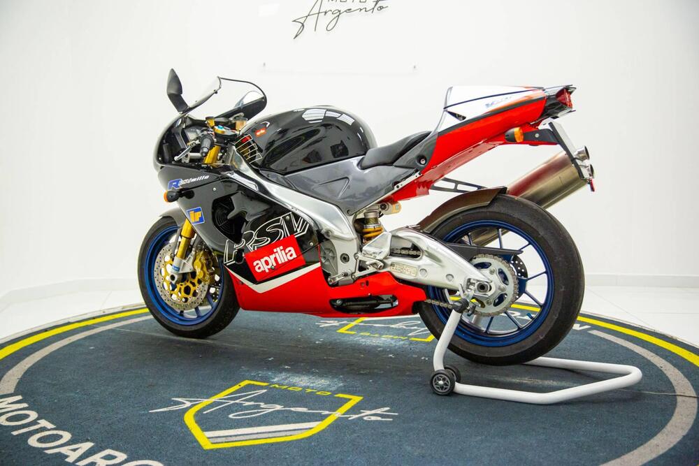 Aprilia RSV 1000 (2000 - 01) (4)