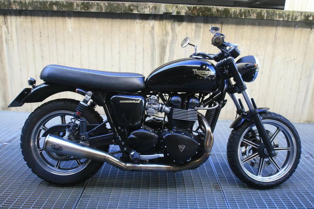 Triumph Bonneville SE (2009 - 13)