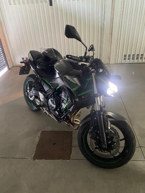 Kawasaki Z 650 (2021 - 25) (3)