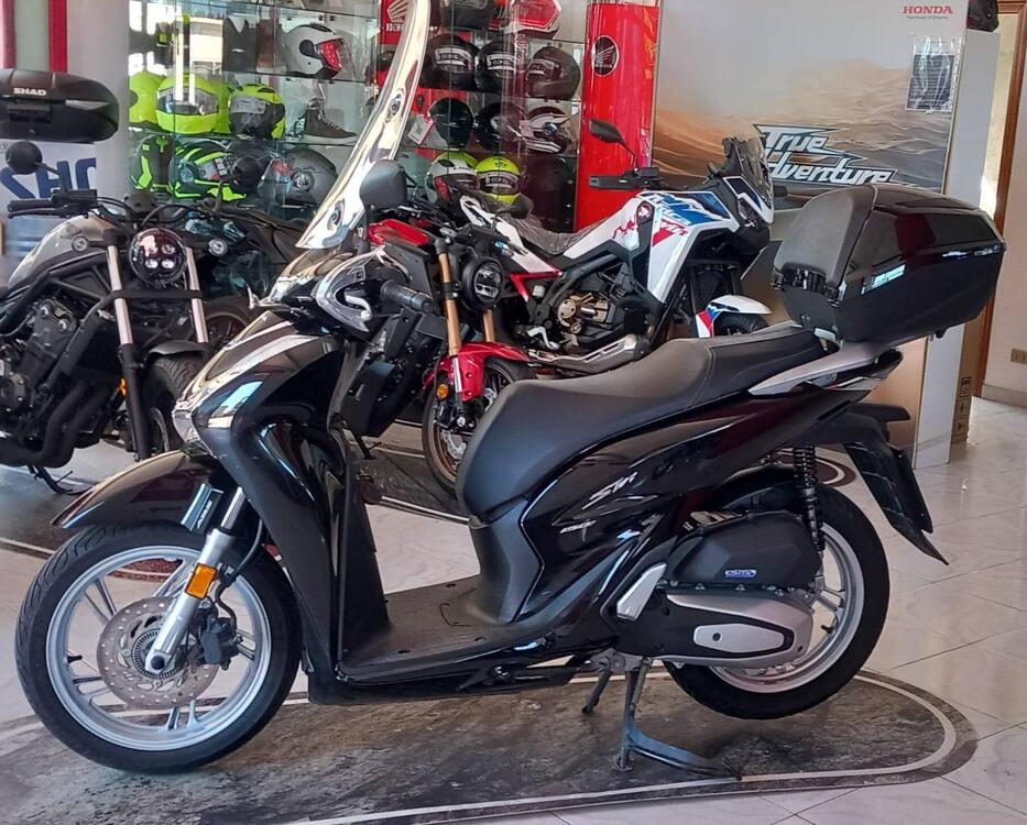 Honda SH 150i (2020 - 24) (2)