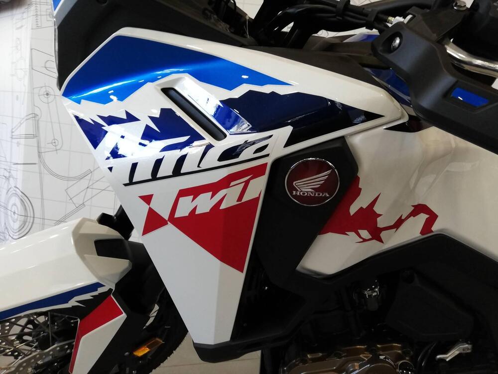 Honda Africa Twin CRF 1100L ES (2024 - 25) (4)