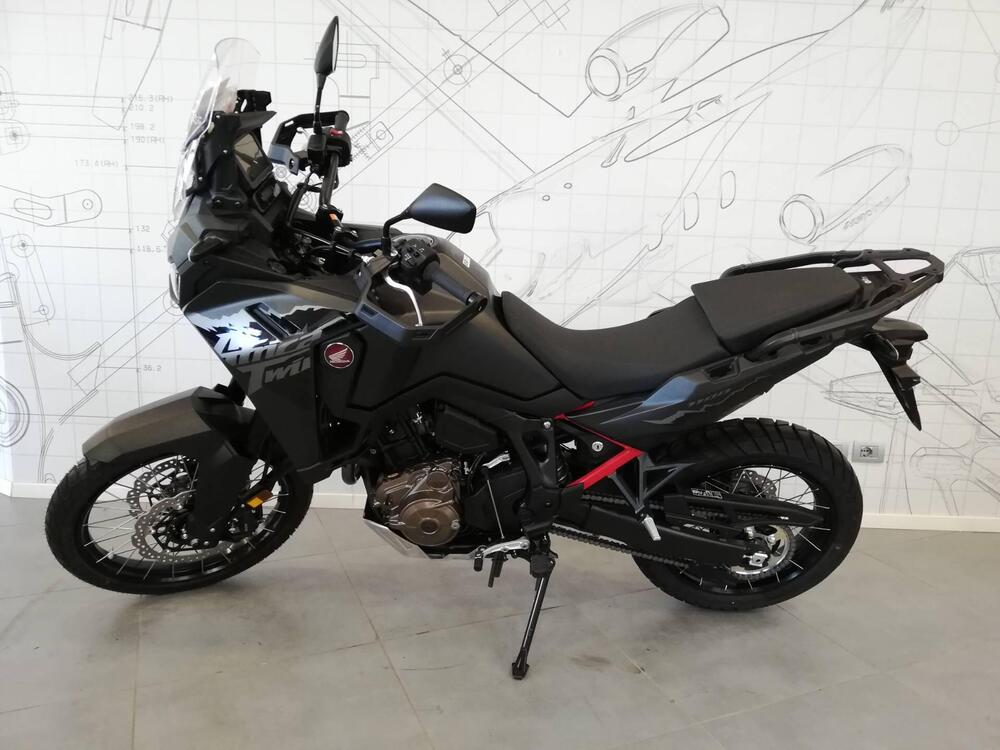 Honda Africa Twin CRF 1100L ES (2024 - 25) (2)