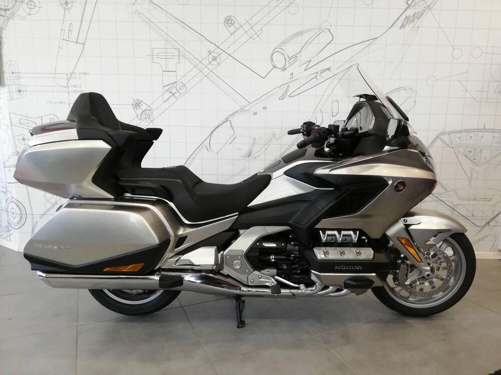 Honda GL 1800 Gold Wing Tour DCT & Airbag (2022 - 24)