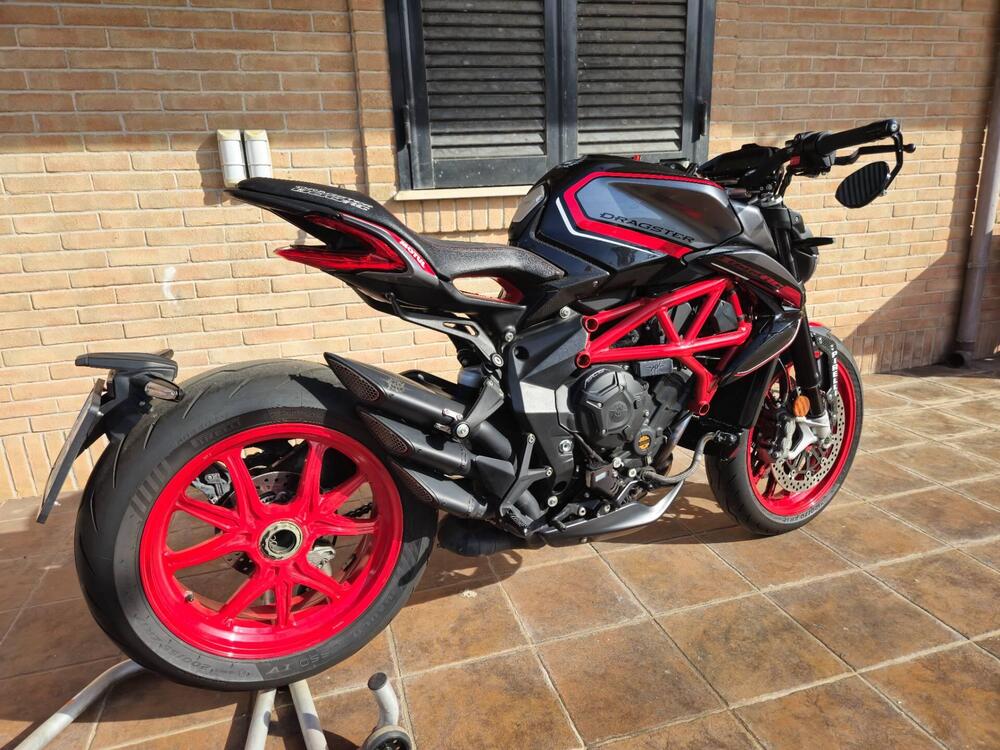 MV Agusta Dragster 800 RC SCS (2021 - 22)