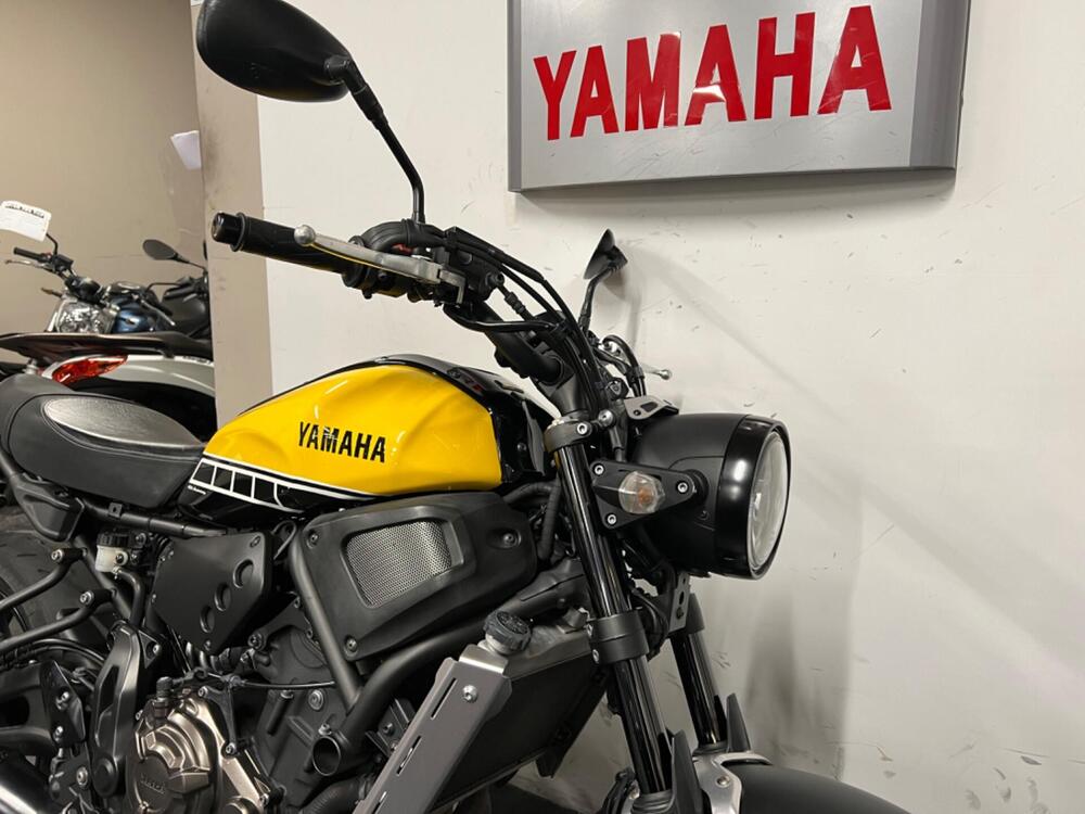 Yamaha XSR 700 ABS (2016 - 20) (2)