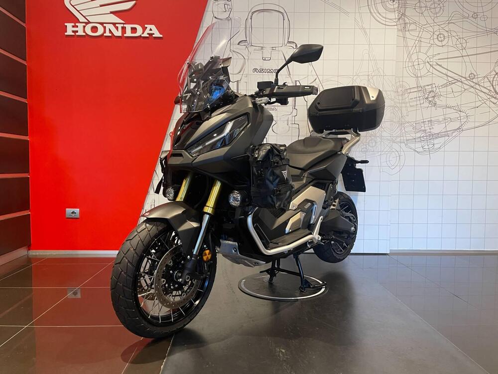 Honda X-ADV 750 DCT Adventure (2021 - 24) (5)