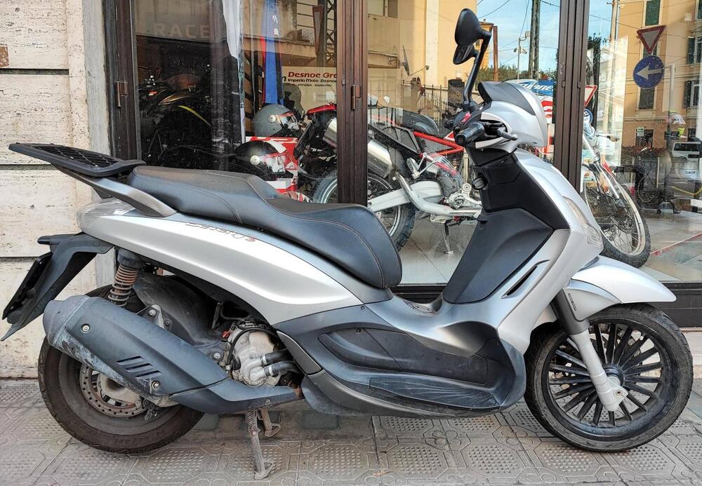 Piaggio Beverly 300 S i.e. ABS-ASR (2016 - 20)