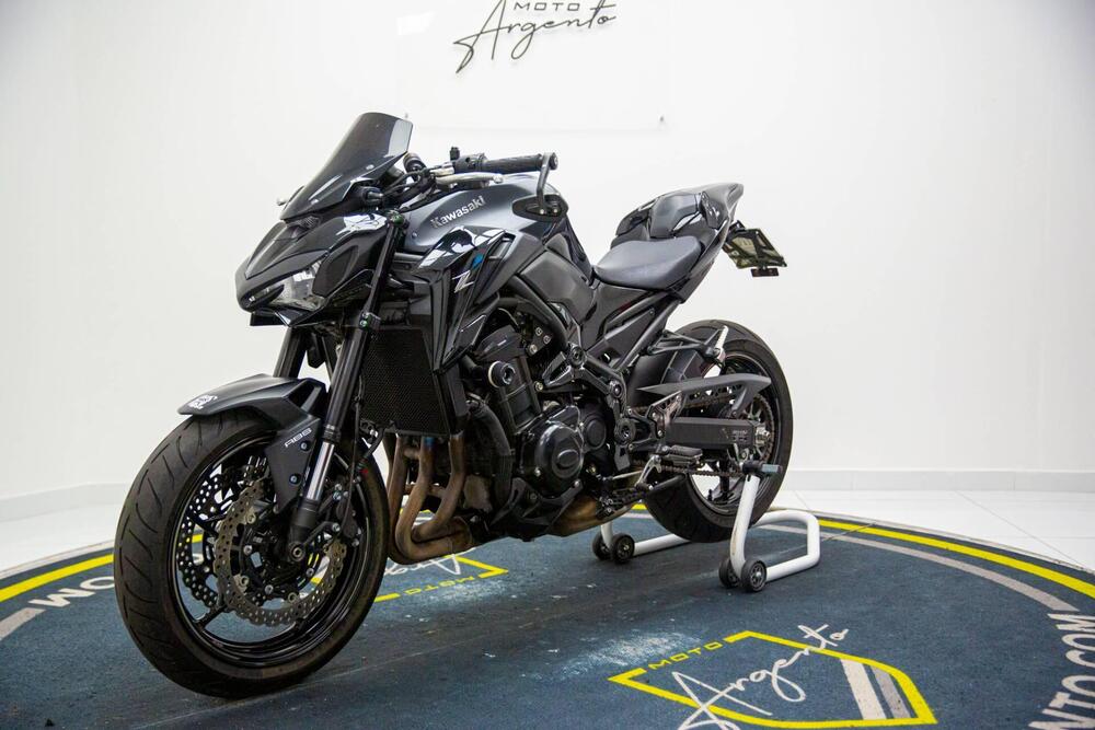 Kawasaki Z 900 (2017 - 18) (2)