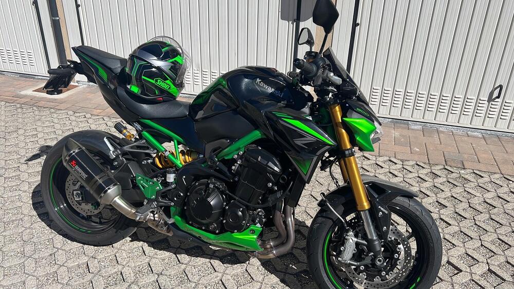 Kawasaki Z 900 Performance (2021 - 24) (4)