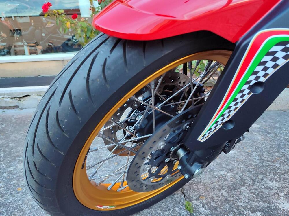 Moto Morini X-Cape 650 Gold Wheels Edition (2022 - 24) (5)