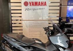 Yamaha T-Max 560 Tech Max (2021) usata