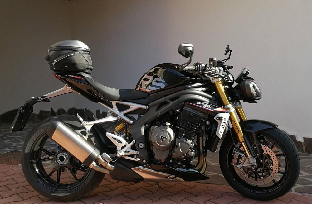 Triumph Speed Triple 1200 RS (2021 - 24) (4)