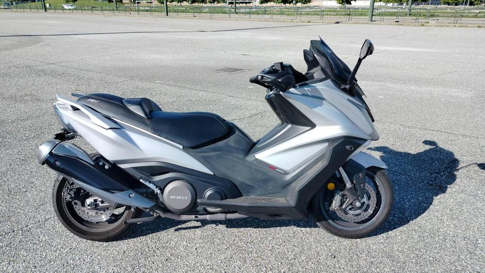 Kymco AK 550 (2017 - 19) (2)