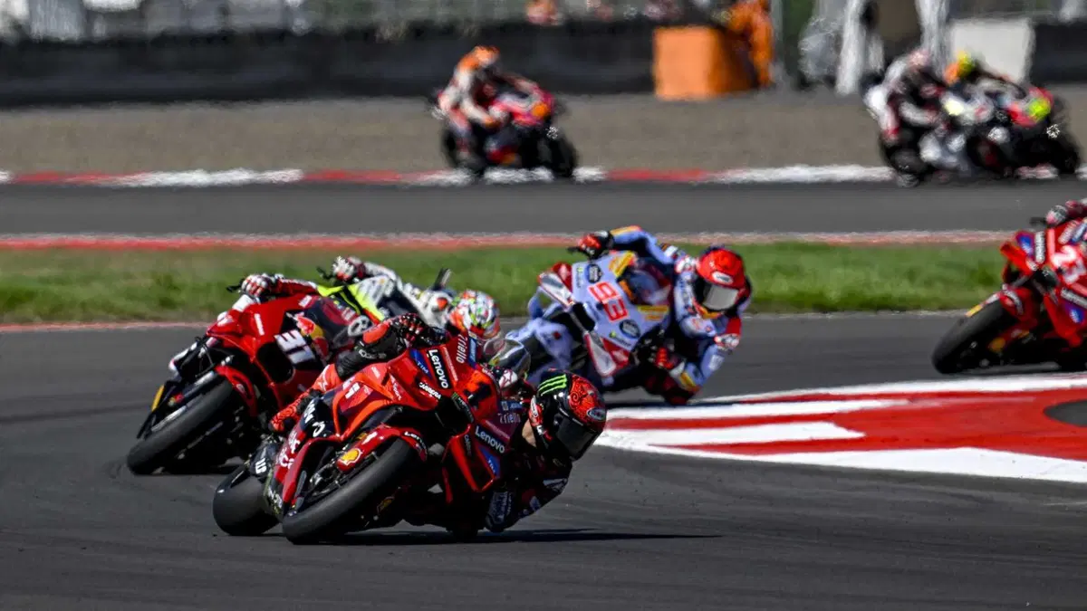MotoGP 2024. GP dell'Indonesia. Le foto più belle del GP di Mandalika [GALLERY] (16)