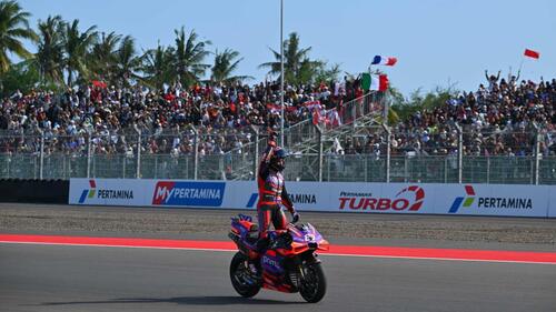 MotoGP 2024. GP dell'Indonesia. Le foto più belle del GP di Mandalika [GALLERY] (7)