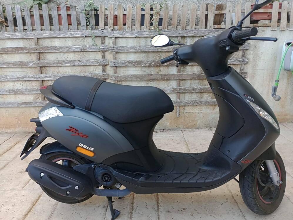 Piaggio Zip 50 S 4T (2021 - 24) (3)