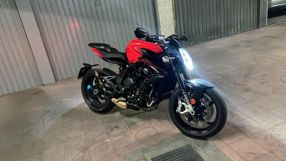 MV Agusta Brutale 800 Rosso (2021 - 23)