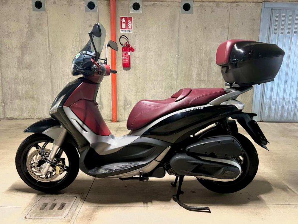 Piaggio Beverly 350 SportTouring ie (2011 - 15) (3)