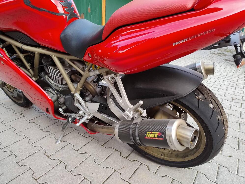 Ducati SuperSport 900 (1998 - 00) (3)