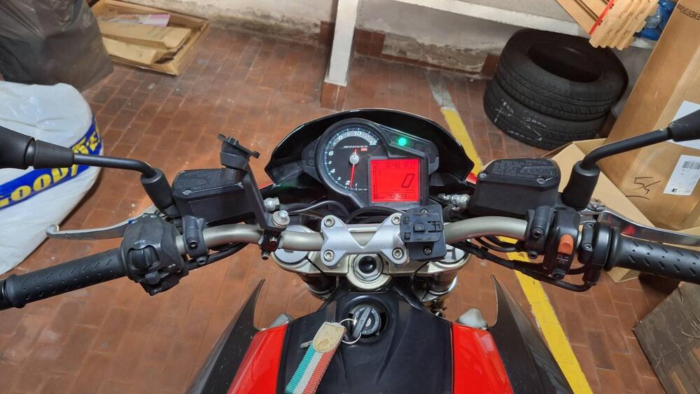 Aprilia Shiver 750 ABS (2010 - 17) (2)